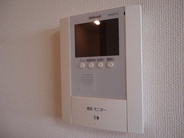 物件内観写真23　(カメラ付インターホン)