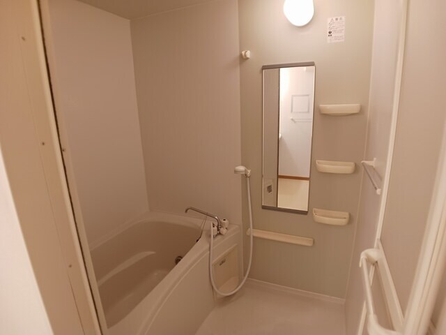 物件内観写真6　(バス／シャワールーム等)