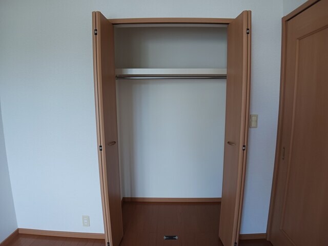 物件内観写真9　(収納)