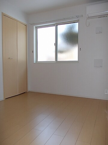 物件内観写真8　(その他部屋・スペース)