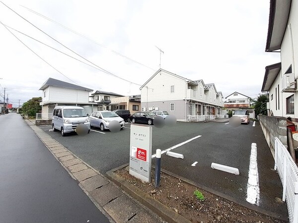 駐車場(駐車場)