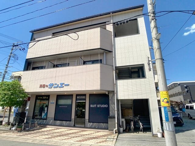 サンエーハイツの物件外観写真