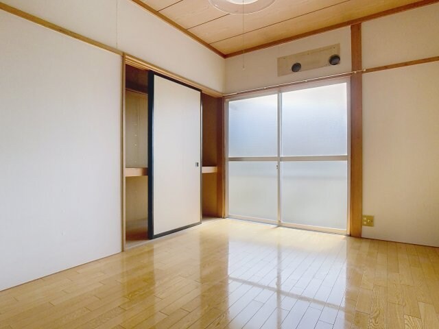 物件内観写真5　(※入居時エアコン設置になります。)