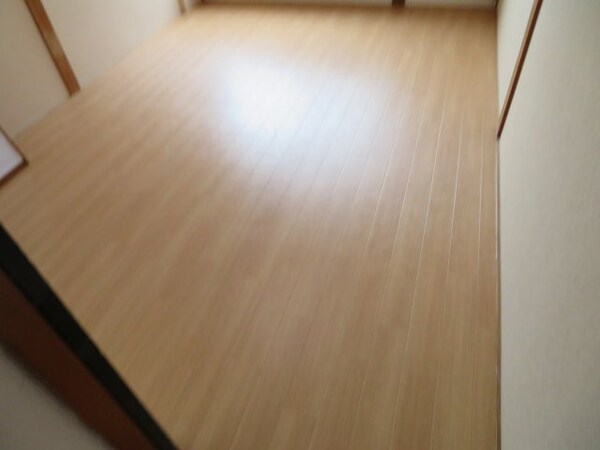 その他(明るい洋室です)