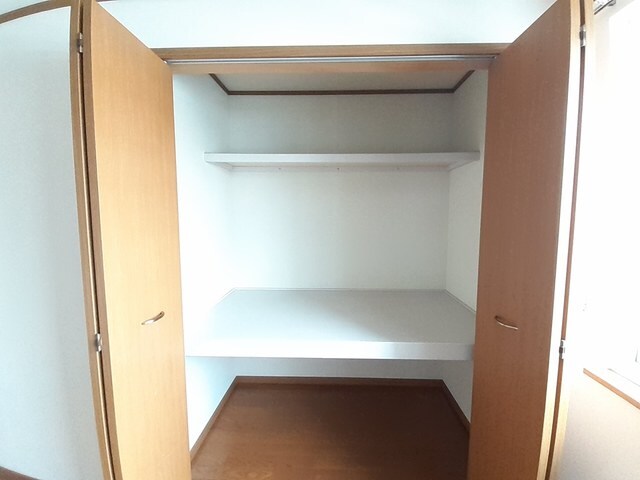 物件内観写真9　(収納)