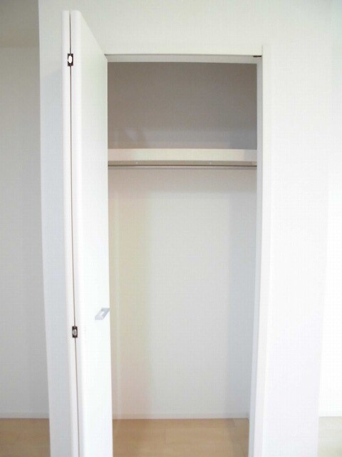 物件内観写真10　(収納)