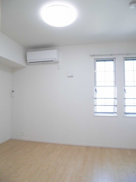 物件内観写真11　(その他部屋・スペース)