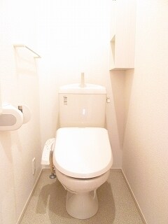 物件内観写真9　(トイレ)