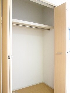 物件内観写真10　(収納)