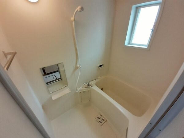 浴室(バス／シャワールーム等)