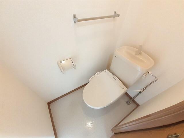 物件内観写真8　(トイレ)