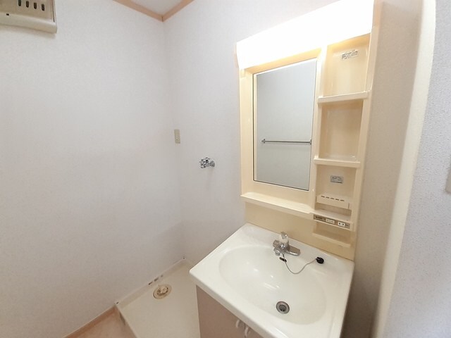 物件内観写真7　(洗面所)