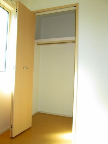 物件内観写真9　(収納)