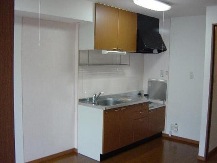 物件内観写真3　(メゾン２８６202ｷｯﾁﾝ)