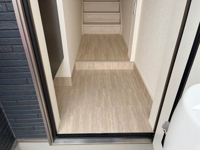 物件内観写真21　(玄関(イメージ))