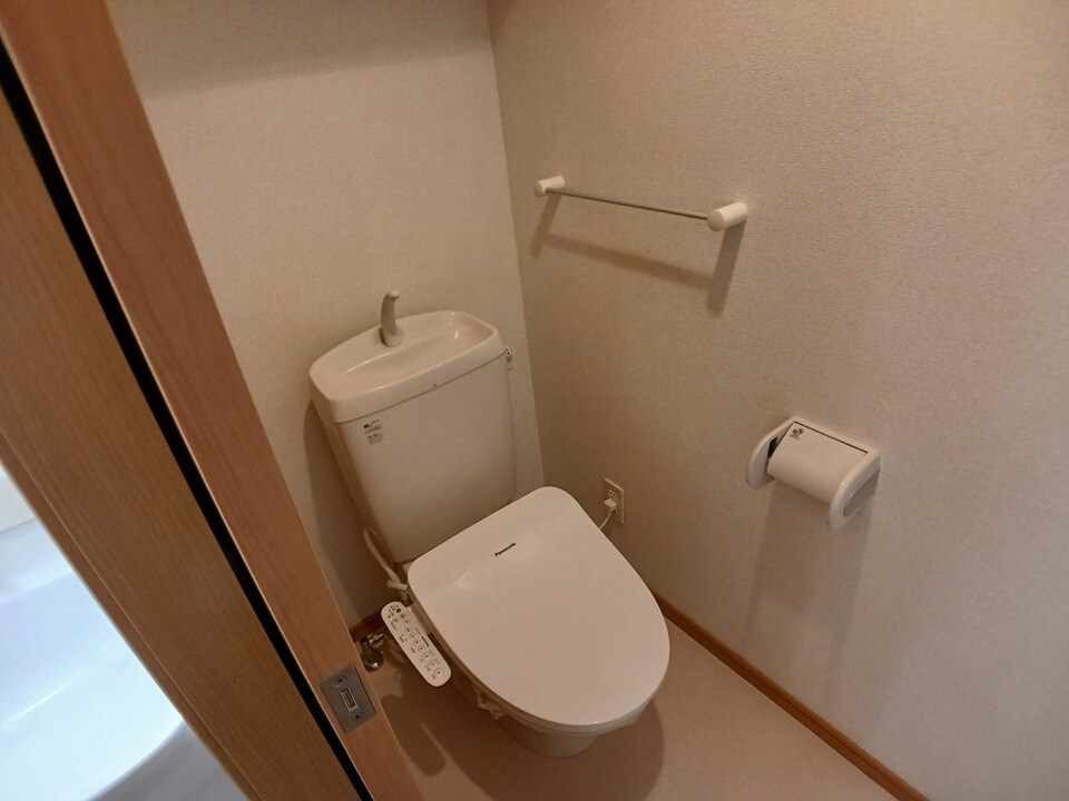 物件内観写真8　(洗面所)