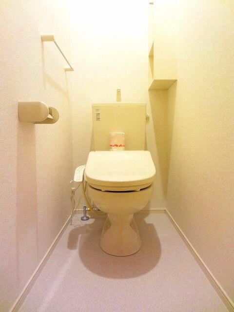 物件内観写真12　(トイレ)