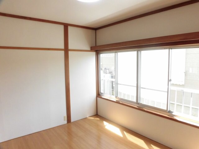 物件内観写真14　(きれいな洋室です)