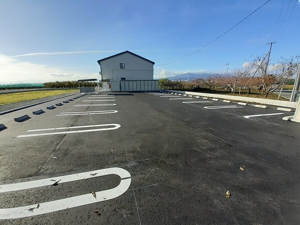 駐車場(駐車場)