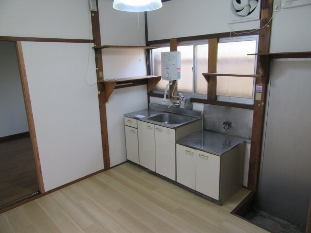 物件内観写真2　(サンプル写真になります。)