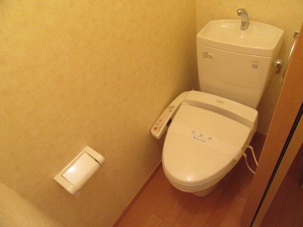 トイレ(※同タイプサンプル写真)