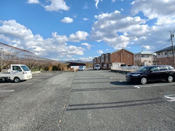 駐車場(駐車場)