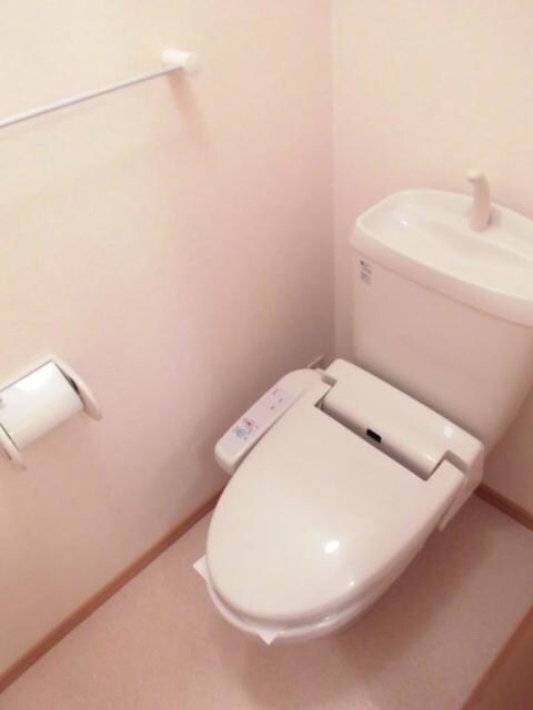 物件内観写真8　(トイレ)