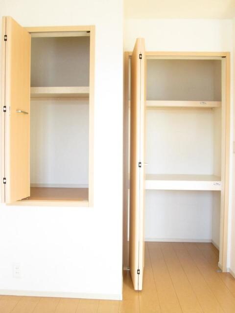 物件内観写真9　(収納)
