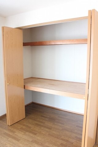 物件内観写真8　(収納)