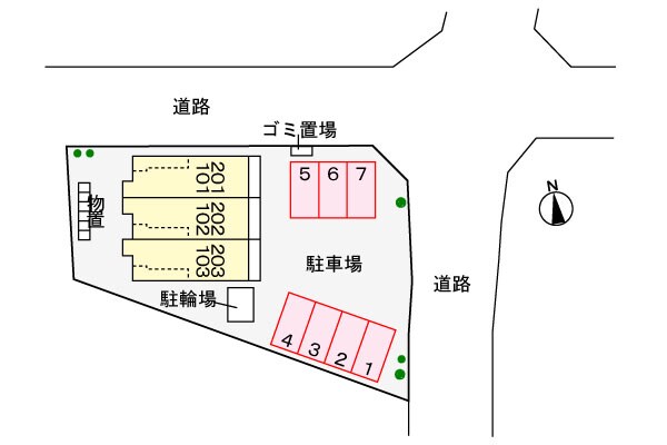 物件外観写真3　(駐車場)