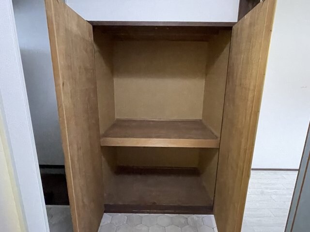 物件内観写真13　(こまごまとしたものを収納できそうですね)