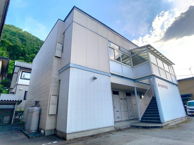 パールハイツ松波の物件外観写真