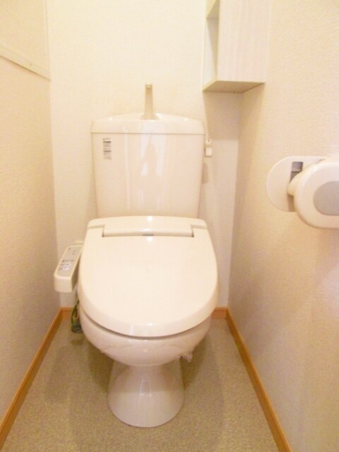 物件内観写真9　(トイレ)