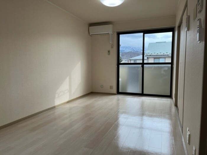 物件内観写真5　(ダイニング)