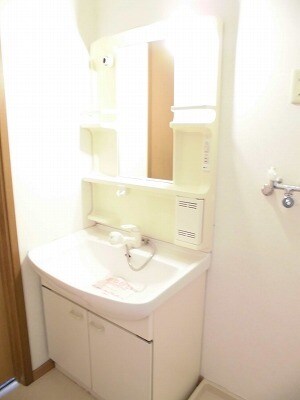 物件内観写真7　(洗面所)