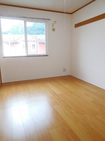 物件内観写真10　(その他部屋・スペース)