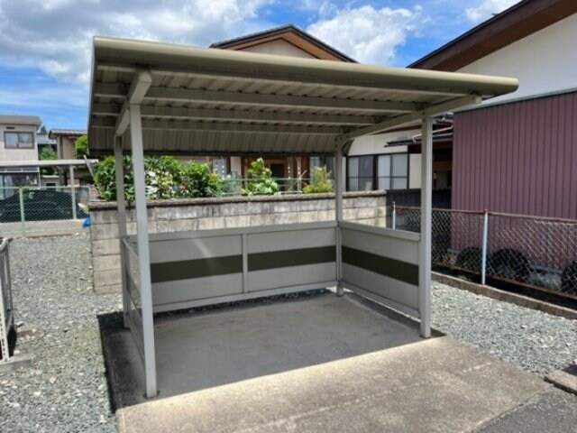 物件内観写真16　(駐輪場)