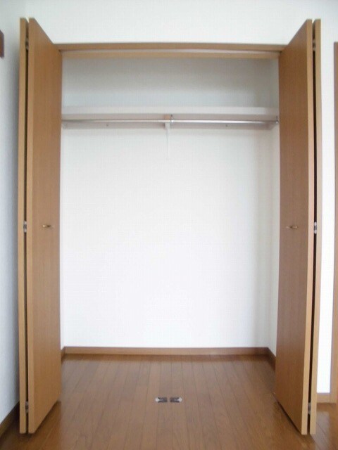 物件内観写真9　(収納)