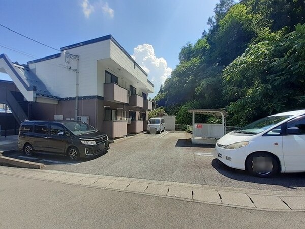 駐車場(駐車場)