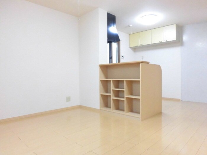 物件内観写真2　(ＬＤＫ)