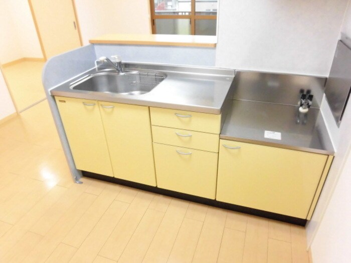 物件内観写真3　(キッチン)