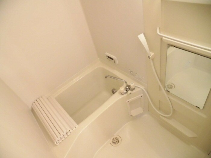 物件内観写真4　(浴室（追い炊き機能付です♪）)