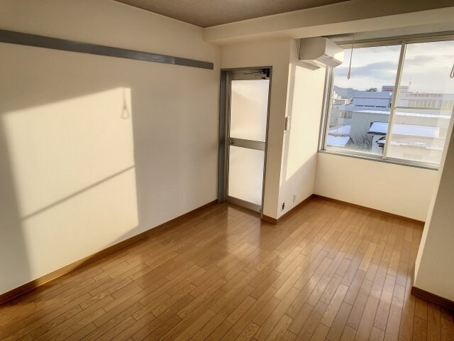 物件内観写真2　(サンプル写真になります。)