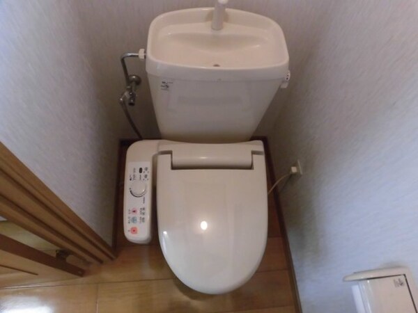 トイレ(清潔感のあるトイレです)