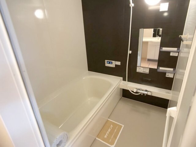 物件内観写真6　(浴室)