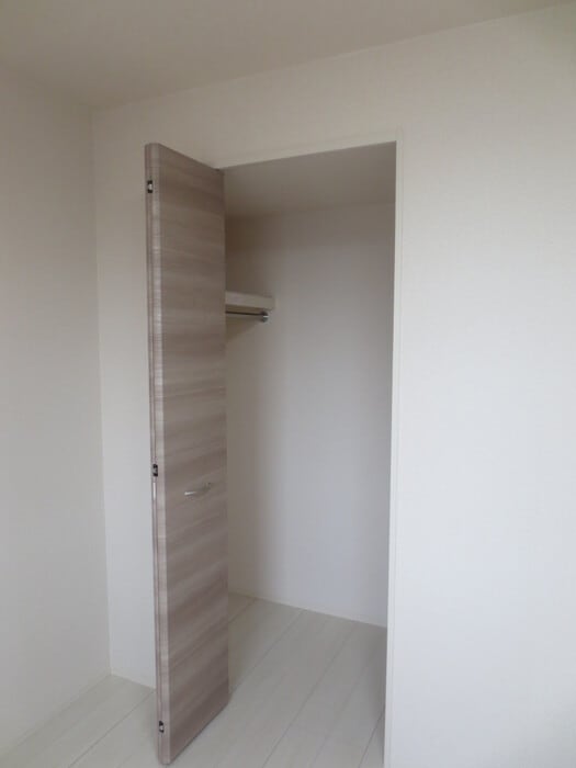 物件内観写真8　(ウォークインクローゼット)