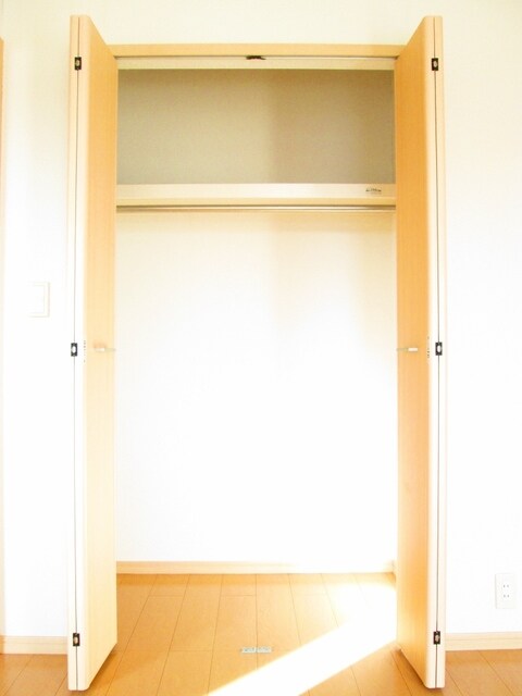 物件内観写真9　(収納)