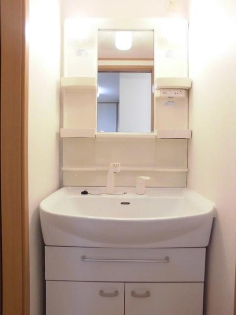 物件内観写真7　(洗面所)