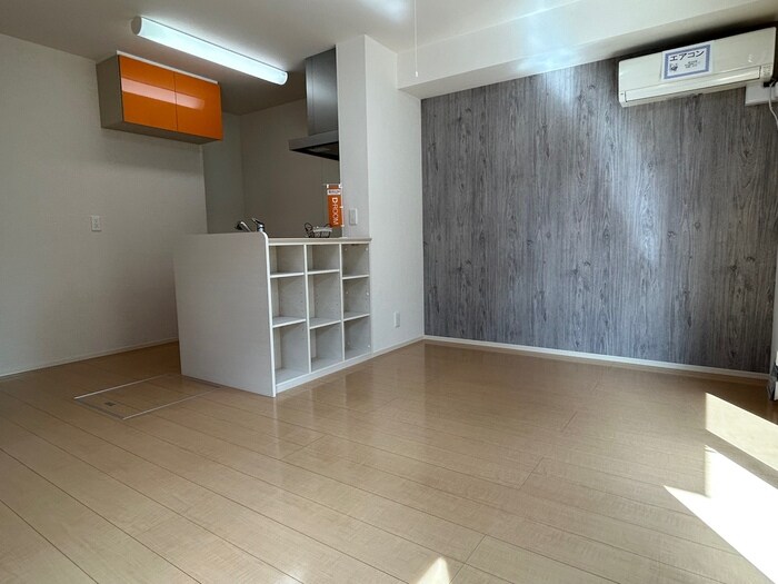 物件内観写真2　(ＬＤＫ)