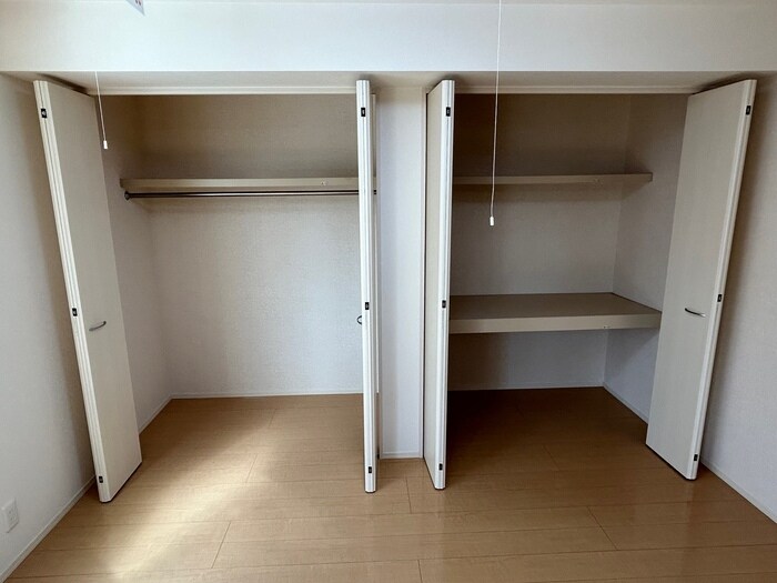 物件内観写真8　(収納（南洋室）)
